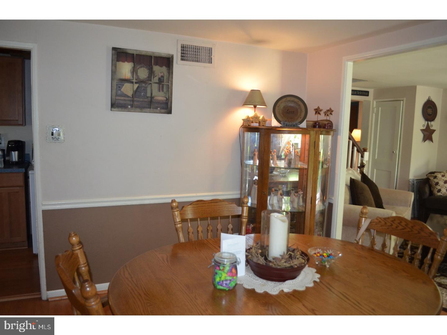 739 Thorndale Road Aldan, PA 19018 - Photo 6 of 20