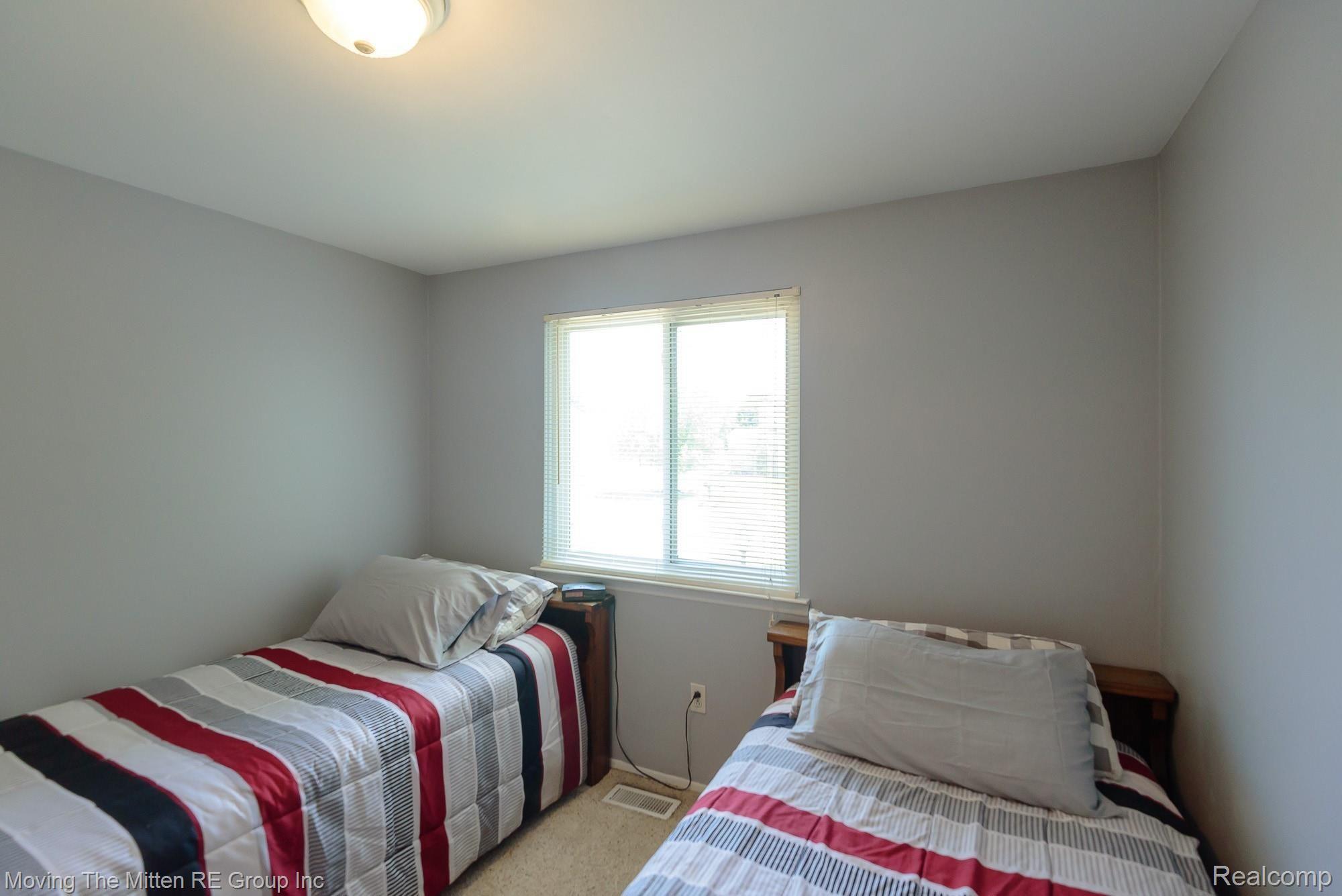 42556 Saltz Road Canton, MI 48187 - Photo 16 of 46 42556_saltz-1.jpg