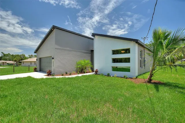 $2,350 | 3584 Laslo Avenue, North Port, FL 34287