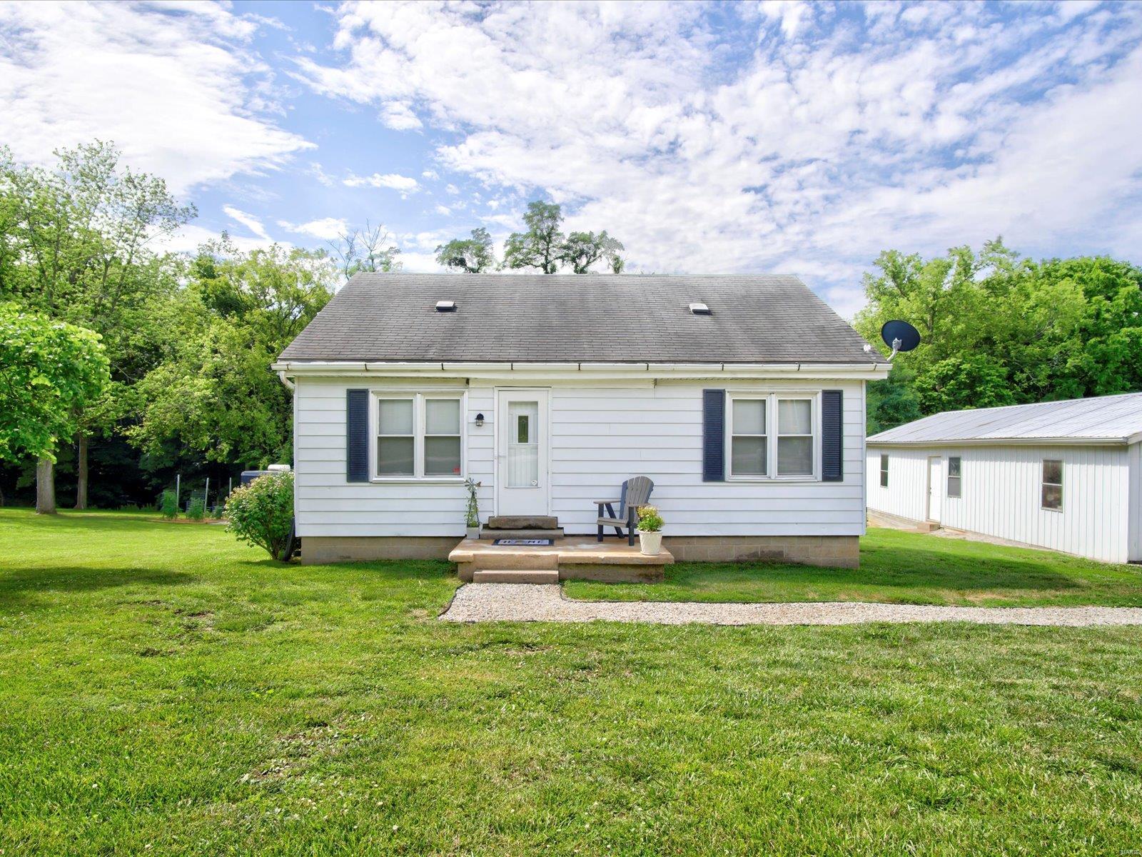 2640 Kk Road Waterloo, IL 62298 - Photo 1 of 20