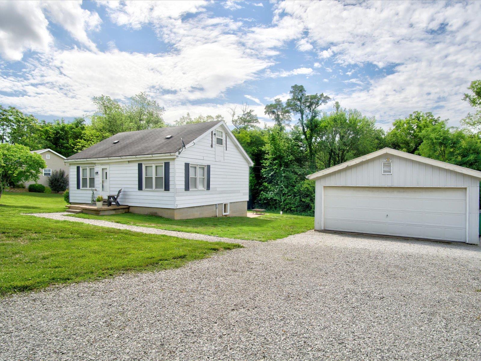 2640 Kk Road Waterloo, IL 62298 - Photo 3 of 20
