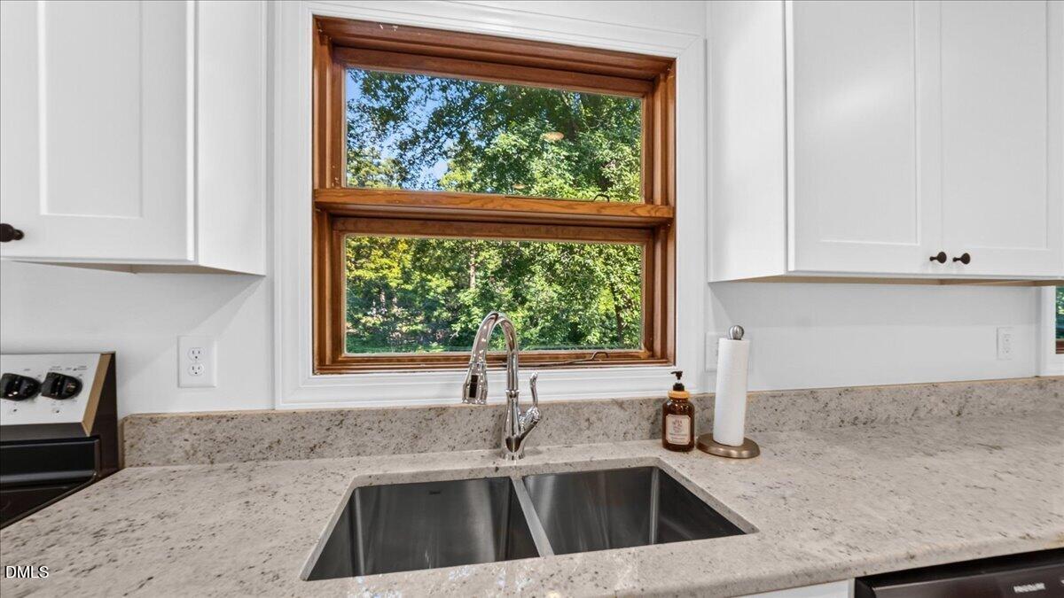 102 Forest Road Oxford, NC 27565 - Photo 11 of 55 Kitchen