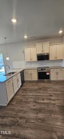 $366,200 | 16 Decatur Drive, Fuquay-Varina, NC 27526