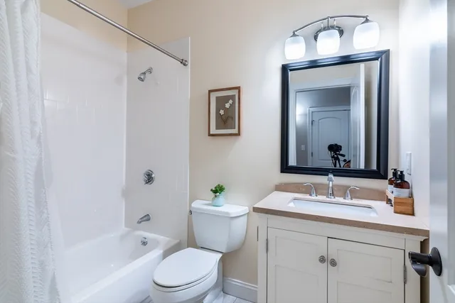 $649,000 | 160 School Street, Unit 31, Waltham, MA 02451