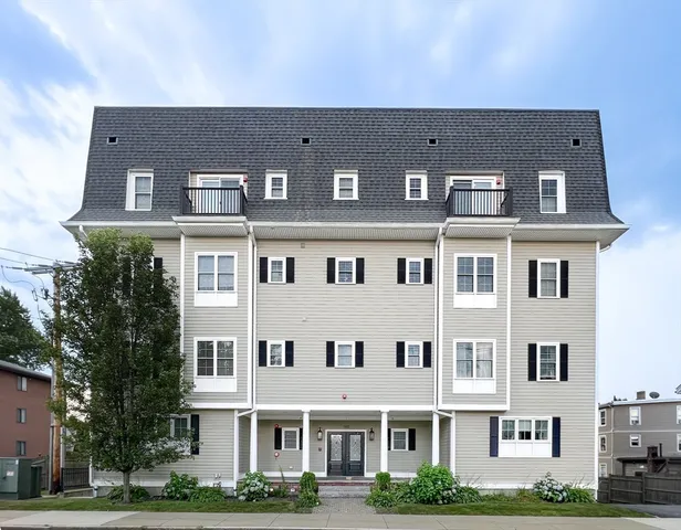 $649,000 | 160 School Street, Unit 31, Waltham, MA 02451