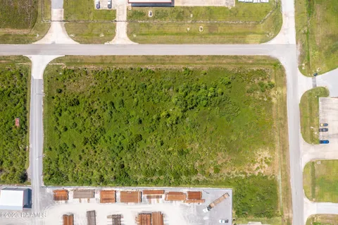 $108,000 | 3 Paul Segura Parkway, New Iberia, LA 70560