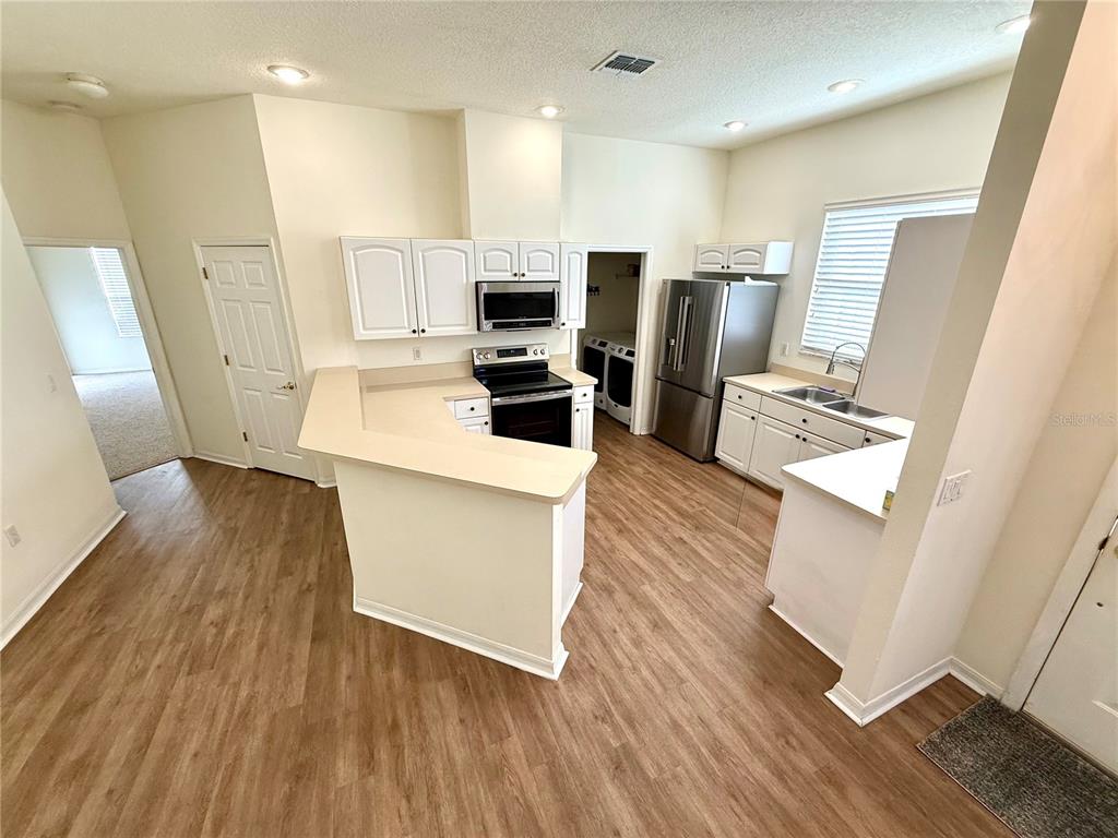 7451 Wimpole Drive New Port Richey, FL 34655 - Photo 6 of 32