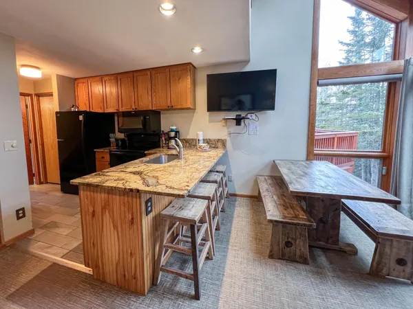 $430,000 | 529 Moose Mountain Drive, Lutsen, MN 55612