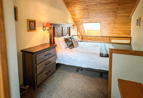 $430,000 | 529 Moose Mountain Drive, Lutsen, MN 55612