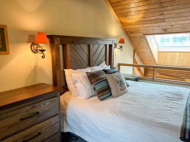 $449,000 | 529 Moose Mountain Drive, Lutsen, MN 55612