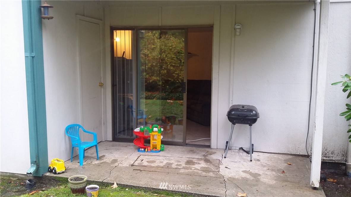 3206 Pine Road Northeast, Unit A1 Bremerton, WA 98310 - Photo 10 of 15 Gallery Image 10
