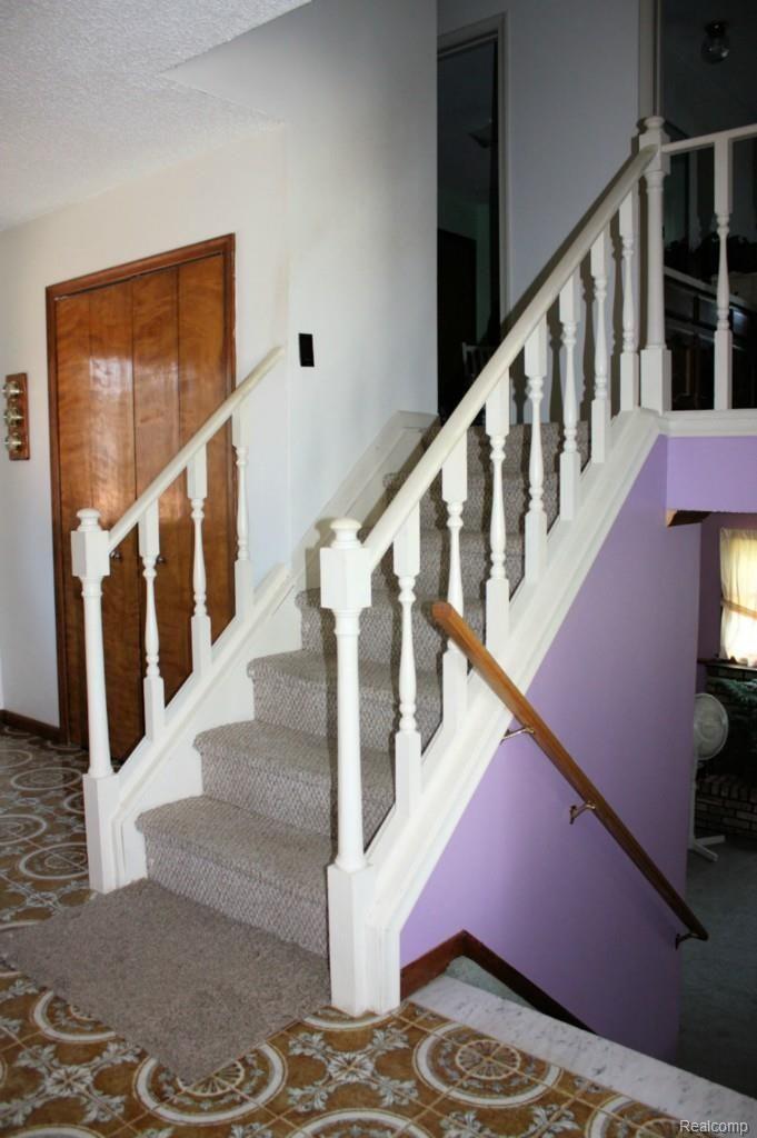 375 Holmes Road Allenton, MI 48002 - Photo 26 of 35 Steps.jpg