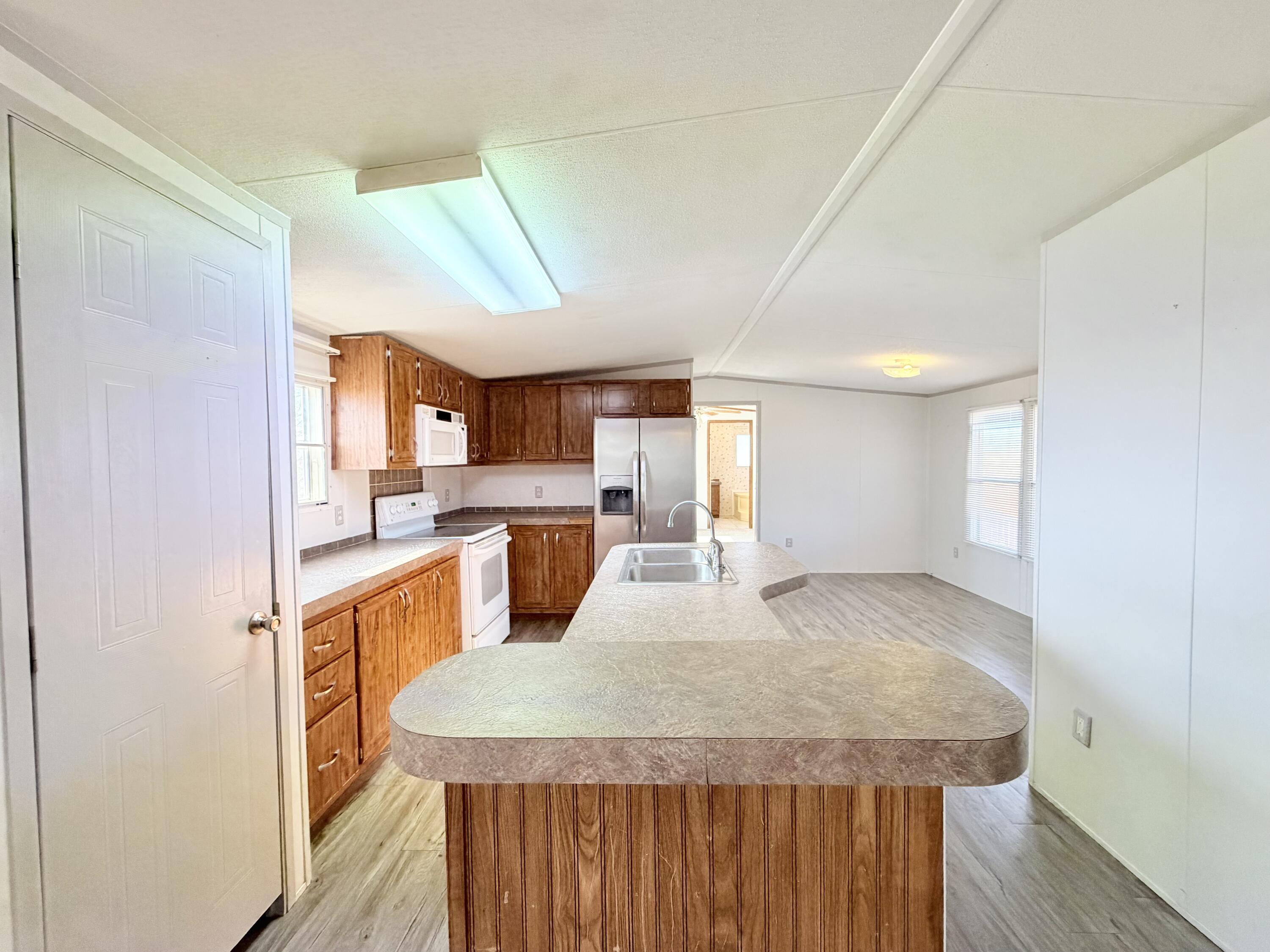 2550 Holland Road Levelland, TX 79336 - Photo 39 of 70 IMG_2486