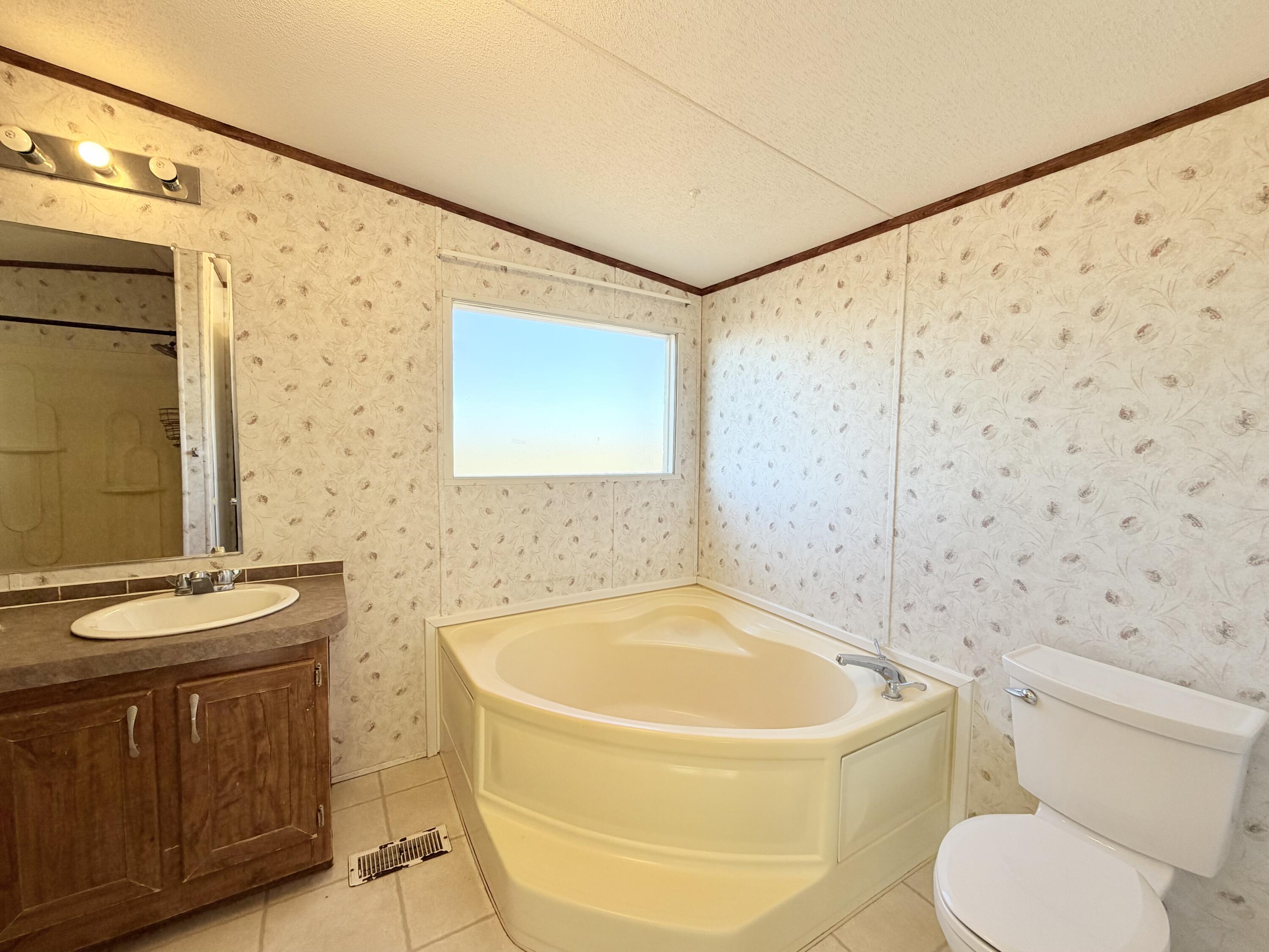 2550 Holland Road Levelland, TX 79336 - Photo 43 of 70 IMG_2476