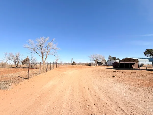 $325,000 | 2550 Holland Road, Levelland, TX 79336