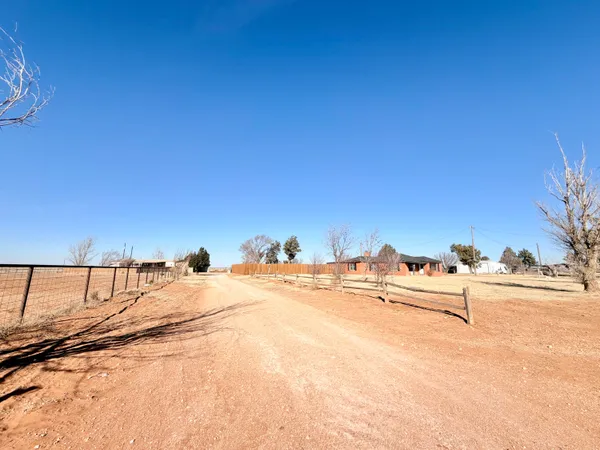 $325,000 | 2550 Holland Road, Levelland, TX 79336