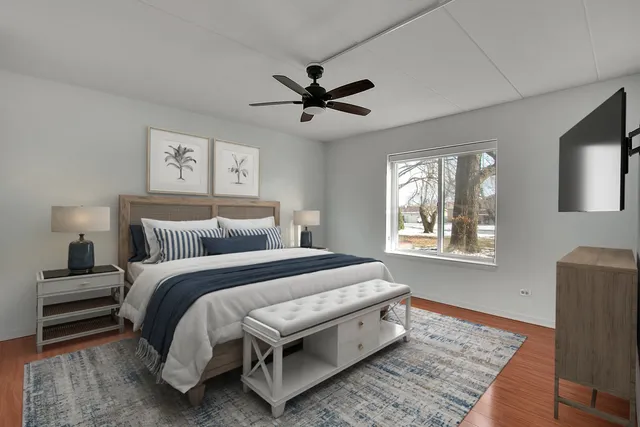 $210,000 | 5S040 Pebblewood Lane, Unit E103, Naperville, IL 60563