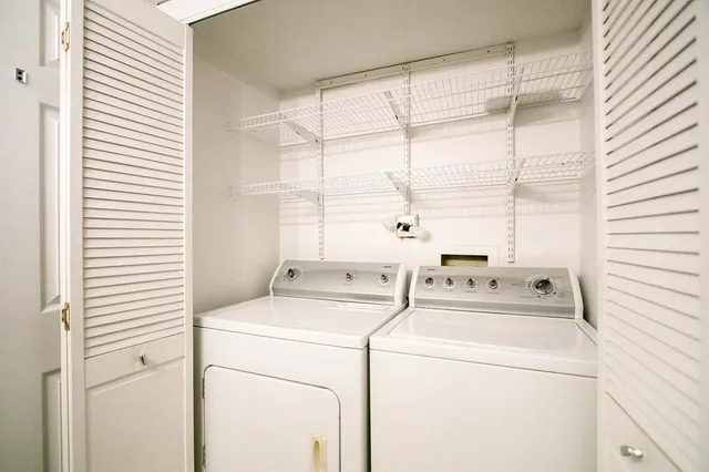 $210,000 | 5S040 Pebblewood Lane, Unit E103, Naperville, IL 60563