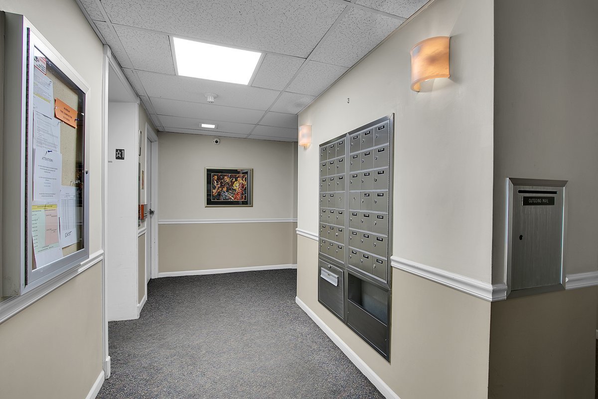 5S040 Pebblewood Lane, Unit E103 Naperville, IL 60563 - Photo 2 of 14