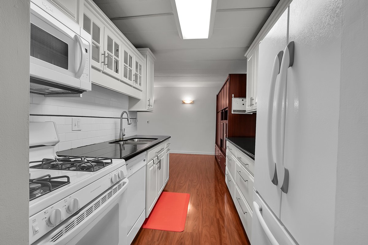 5S040 Pebblewood Lane, Unit E103 Naperville, IL 60563 - Photo 8 of 14