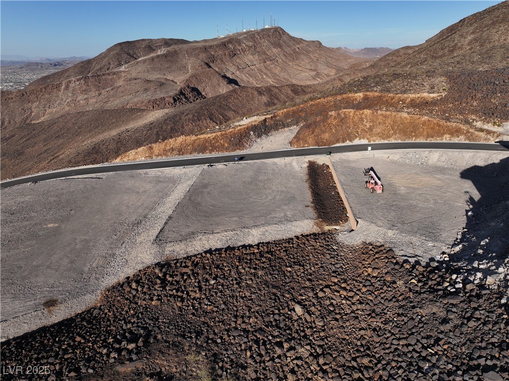 555 Grand Rim Drive Henderson, NV 89012 - Photo 4 of 20 View of mountain backdrop