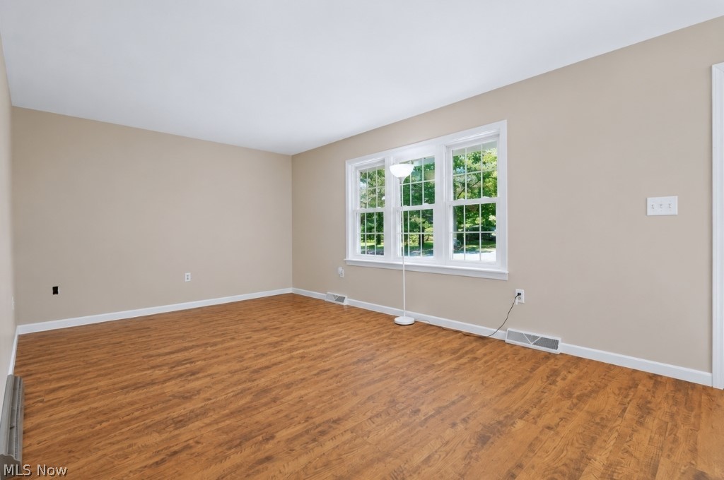 7840 Sumner Road Chardon, OH 44024 - Photo 5 of 49