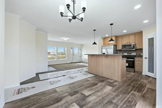 $250,000 | 6713 Albatross Drive, New Haven, IN 46806