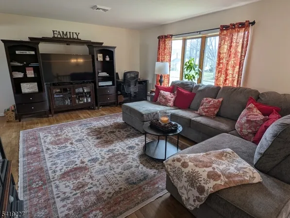$774,000 | 150 Victoria Drive, Clark, NJ 07066