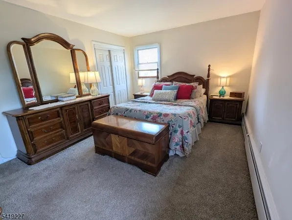 $774,000 | 150 Victoria Drive, Clark, NJ 07066