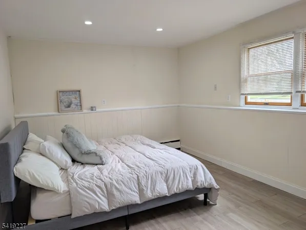 $774,000 | 150 Victoria Drive, Clark, NJ 07066