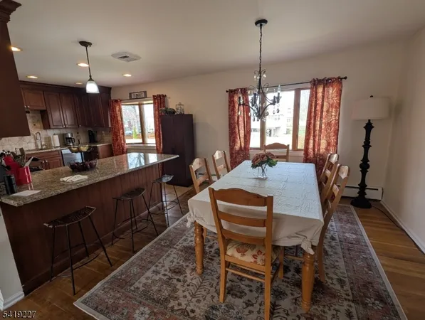 $774,000 | 150 Victoria Drive, Clark, NJ 07066
