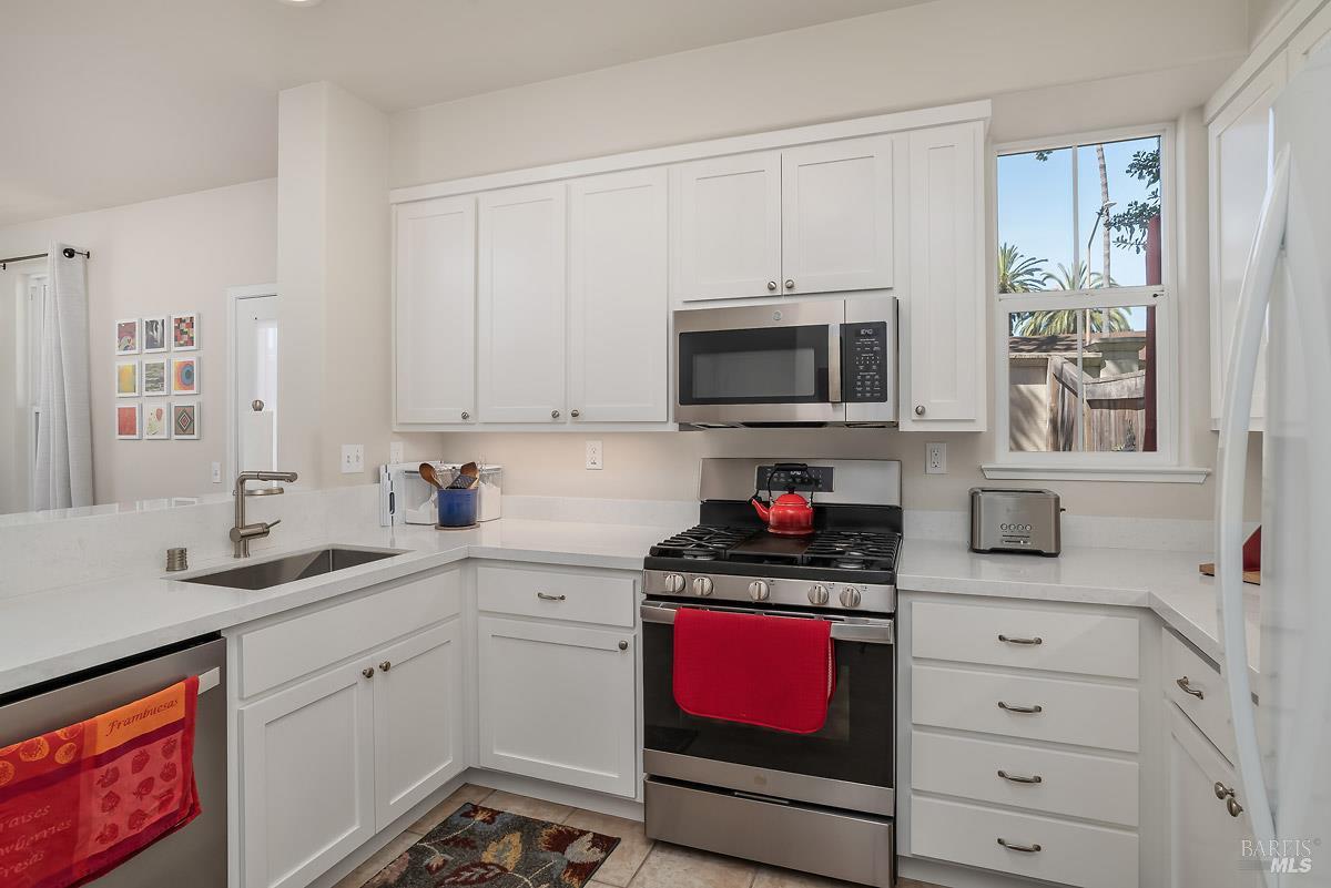 103 Amelia Way Novato, CA 94949 - Photo 10 of 30