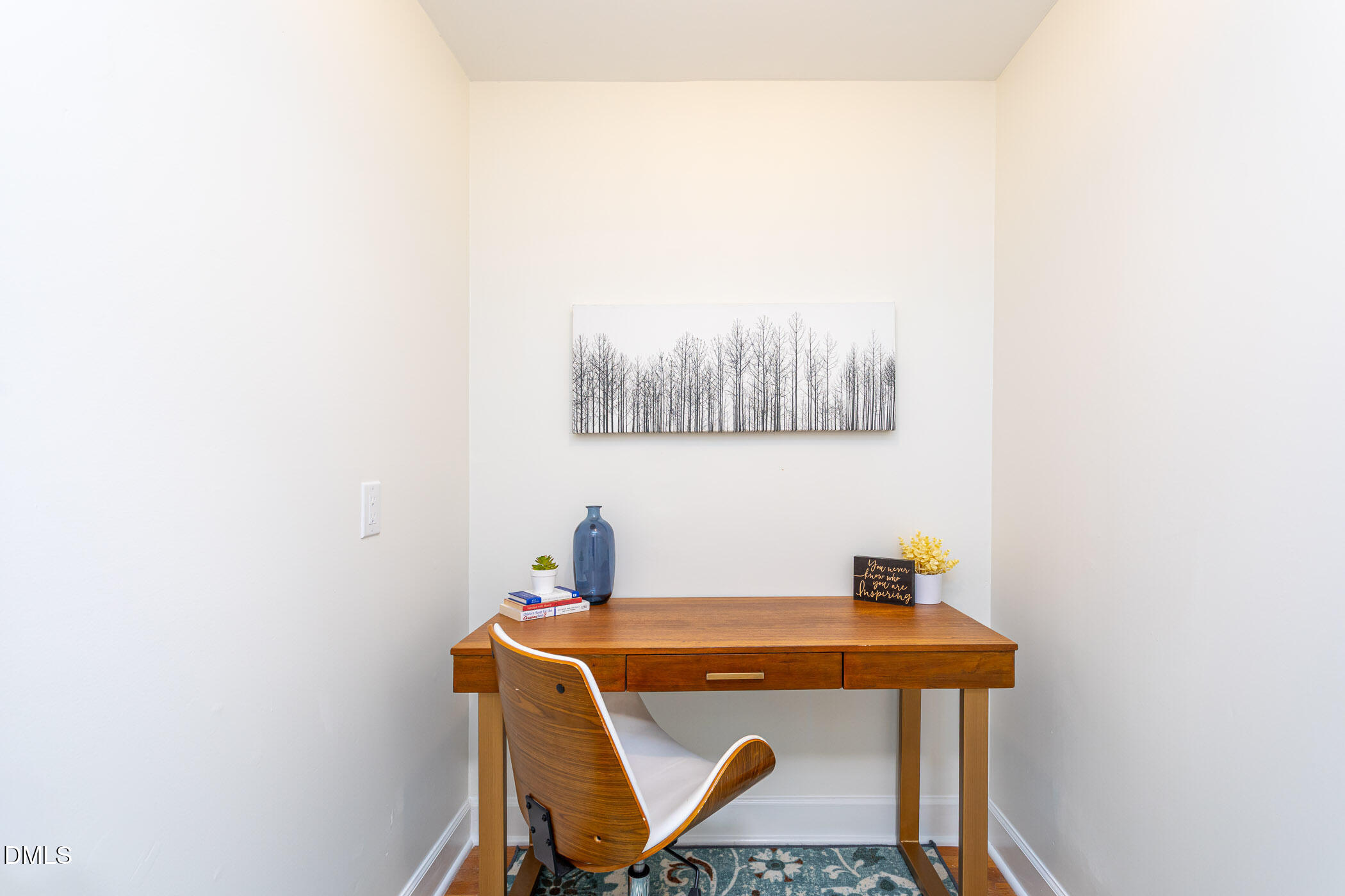 641 Rocky Ford Road Louisburg, NC 27549 - Photo 15 of 40 a room with a table and a chair
