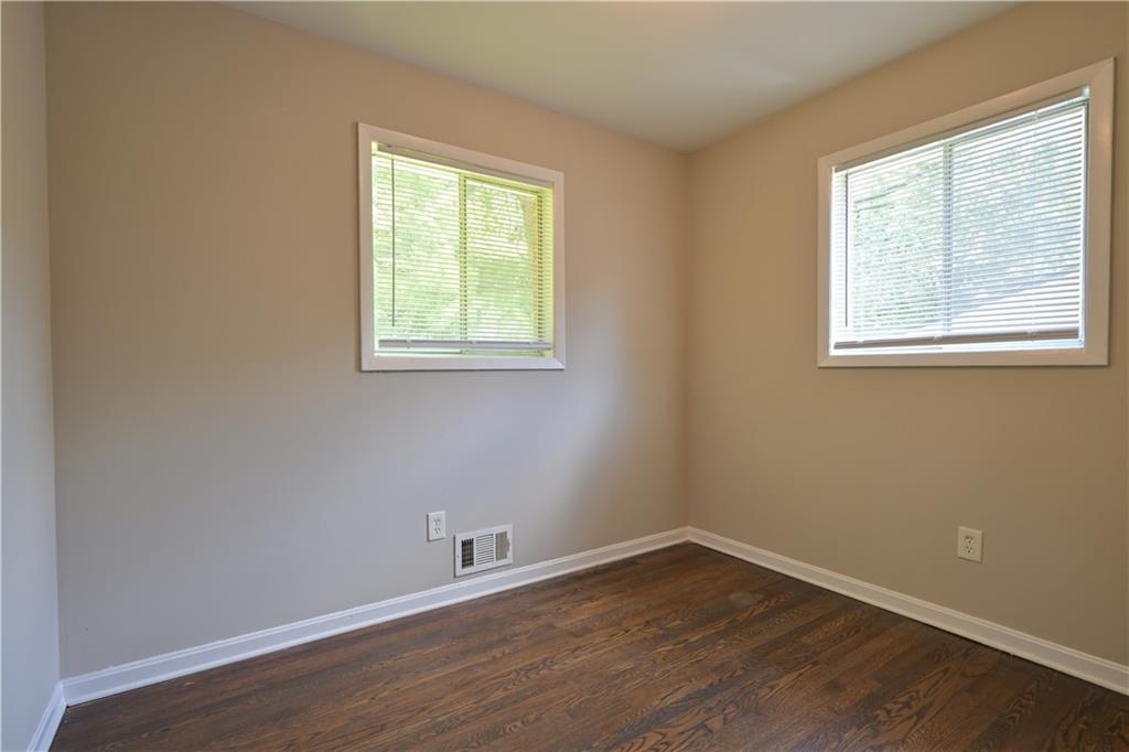 2075 Claude Street Northwest Atlanta, GA 30318 - Photo 9 of 10