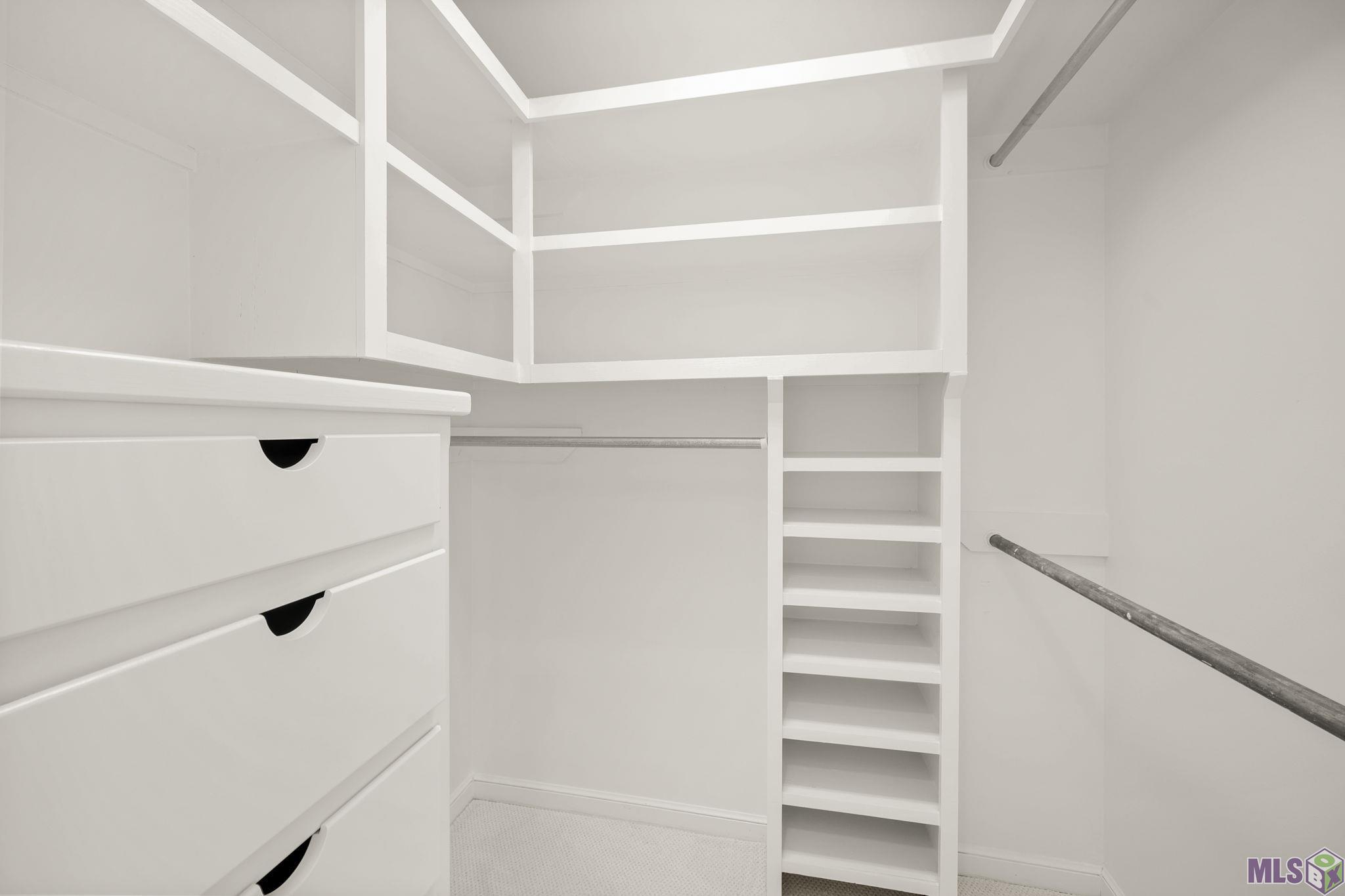 5515 North Pointer Court Baton Rouge, LA 70808 - Photo 26 of 47 Built-Ins in Primary Closet