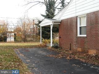 57 James Road Broomall, PA 19008 - Photo 2 of 5 Gallery Image 2