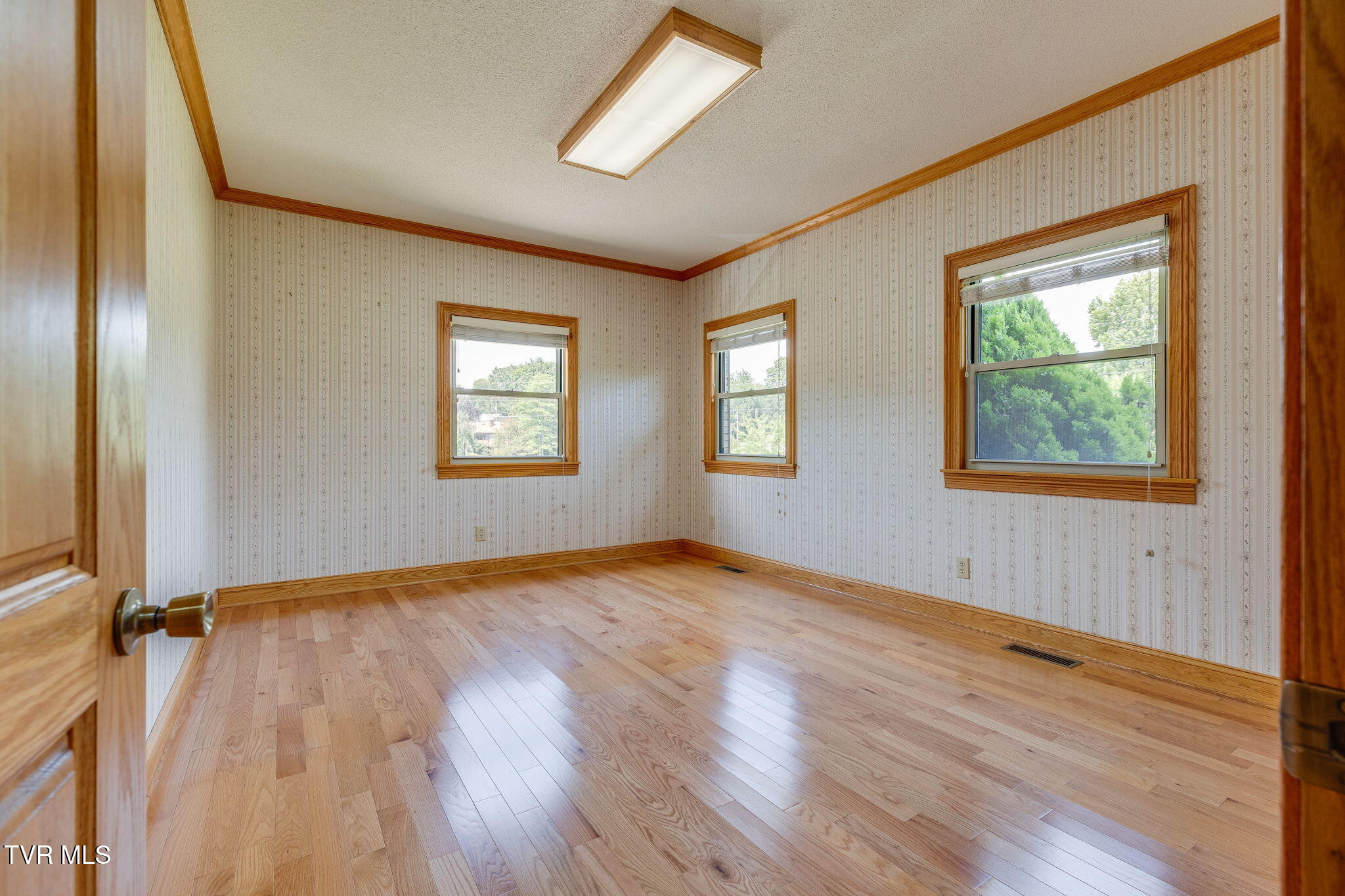 6125 Old Jonesboro Road Bristol, TN 37620 - Photo 23 of 50 019