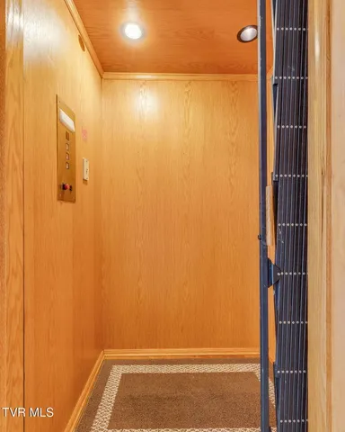 $850,000 | 6125 Old Jonesboro Road, Bristol, TN 37620