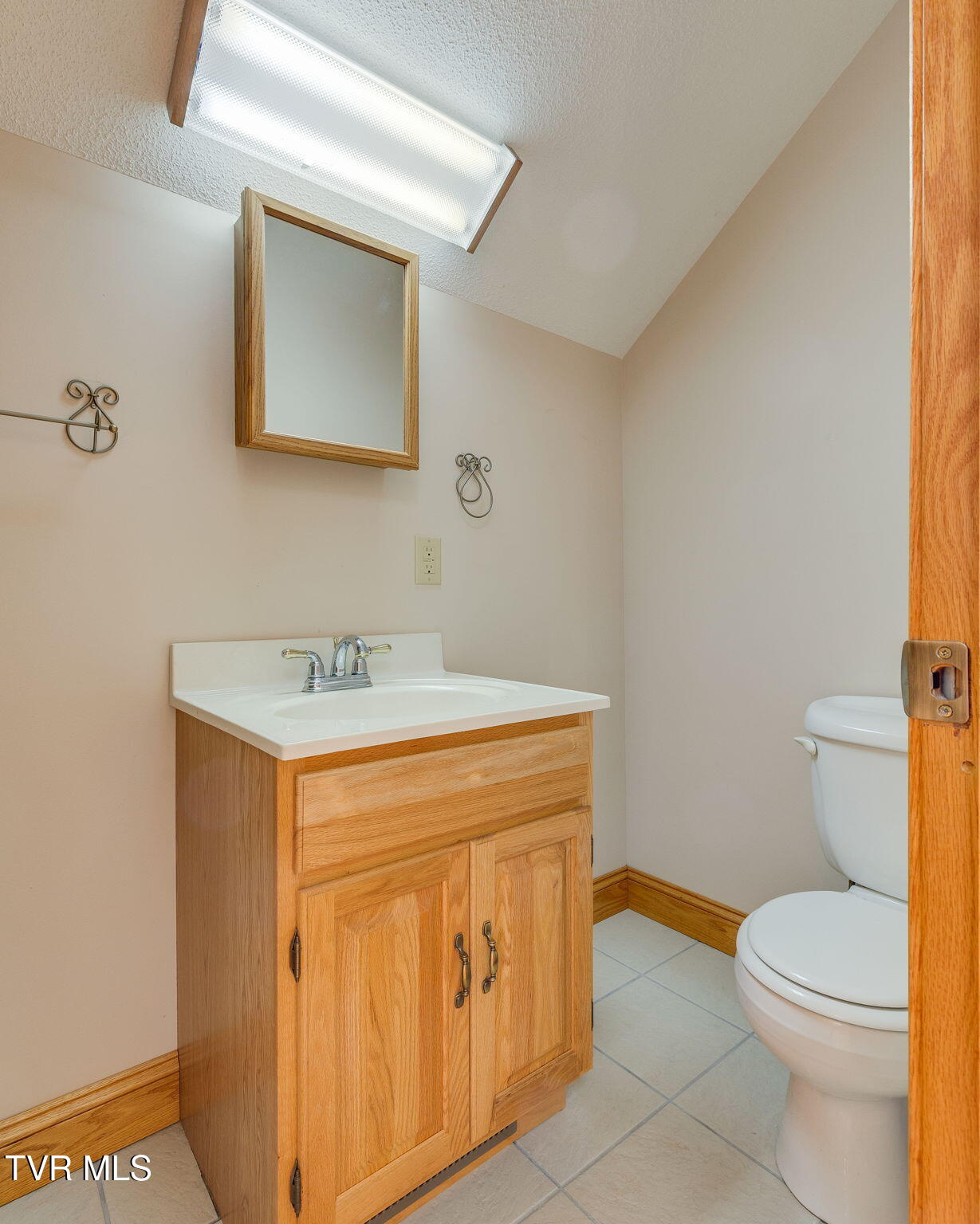 6125 Old Jonesboro Road Bristol, TN 37620 - Photo 40 of 50 036