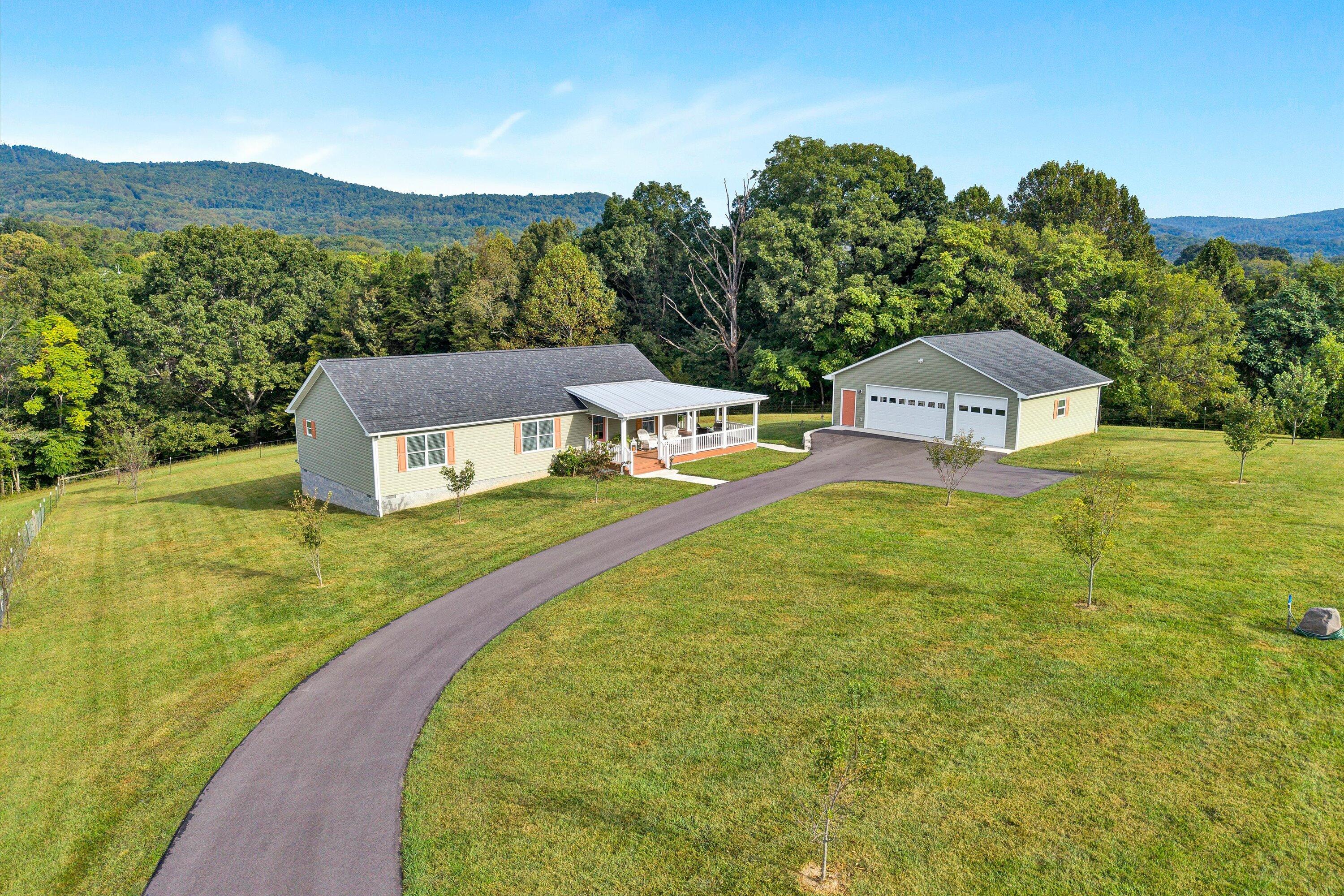 5093 Jordantown Road Vinton, VA 24179 - Photo 2 of 65 01-SGP-0001