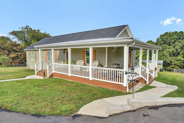 $549,950 | 5093 Jordantown Road, Vinton, VA 24179