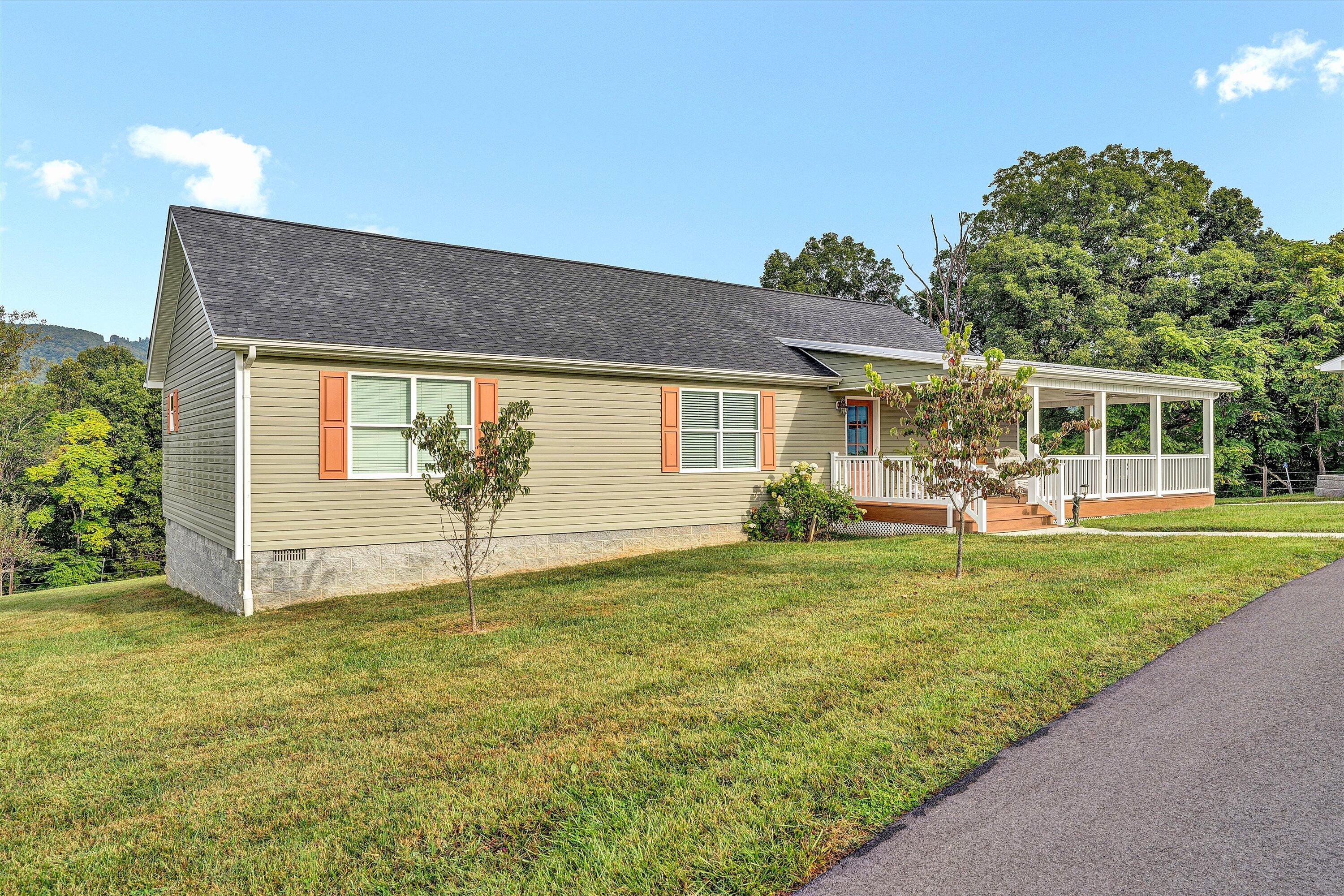 5093 Jordantown Road Vinton, VA 24179 - Photo 40 of 65 40-SGP-04992
