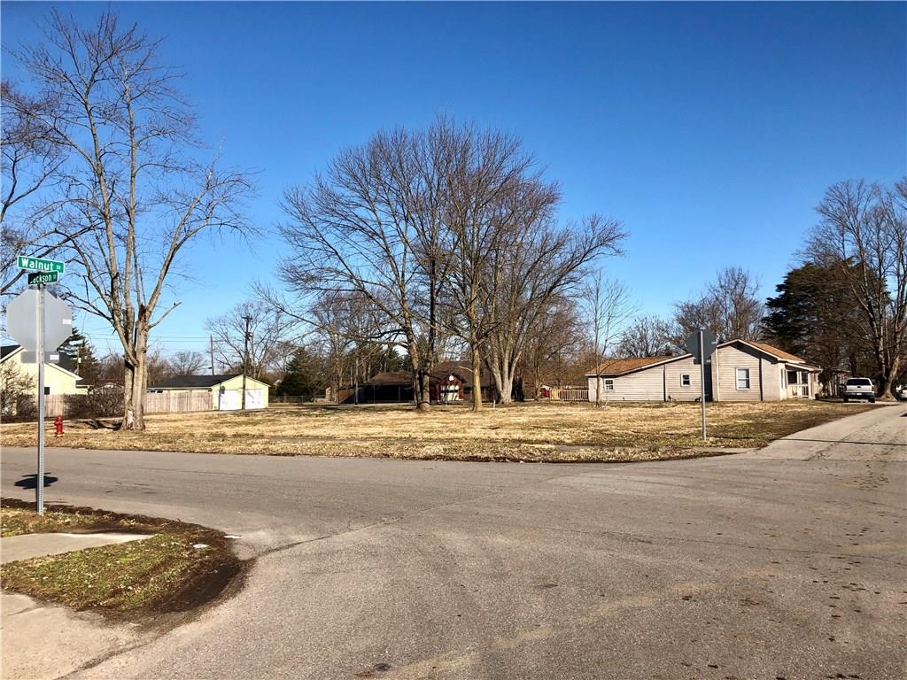 648 Jackson Street Hope, IN 47246 - Photo 1 of 4 Gallery Image 1