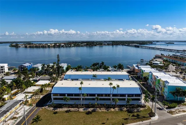 $799,000 | 1007 Gulf Drive North, Unit 208, Bradenton Beach, FL 34217