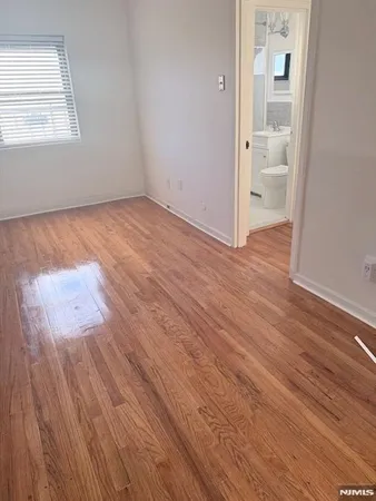 $1,425 | 501 Linwood Drive, Unit 5J, Fort Lee, NJ 07024