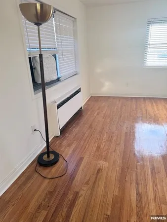 $1,425 | 501 Linwood Drive, Unit 5J, Fort Lee, NJ 07024