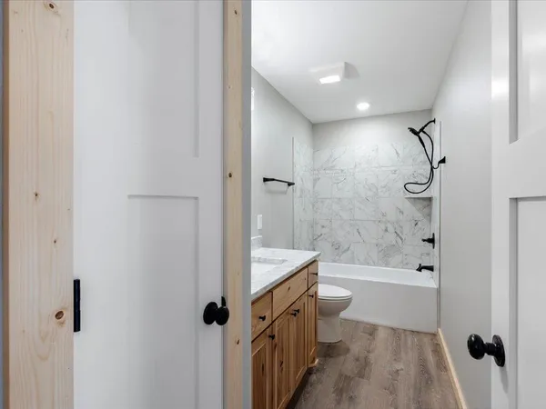 $372,500 | 31687 Summer Drive, Breezy Point, MN 56472