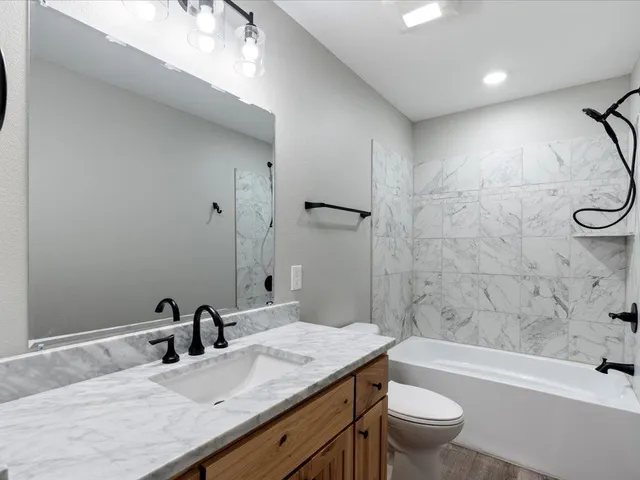 $375,000 | 31687 Summer Drive, Breezy Point, MN 56472