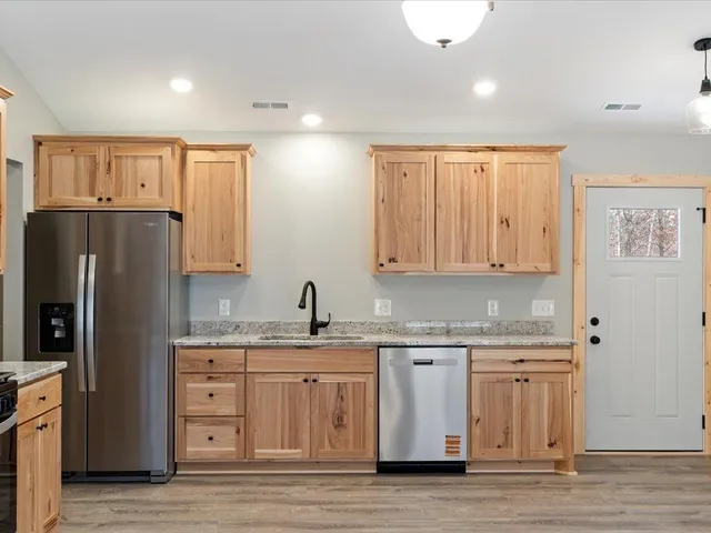 $375,000 | 31687 Summer Drive, Breezy Point, MN 56472