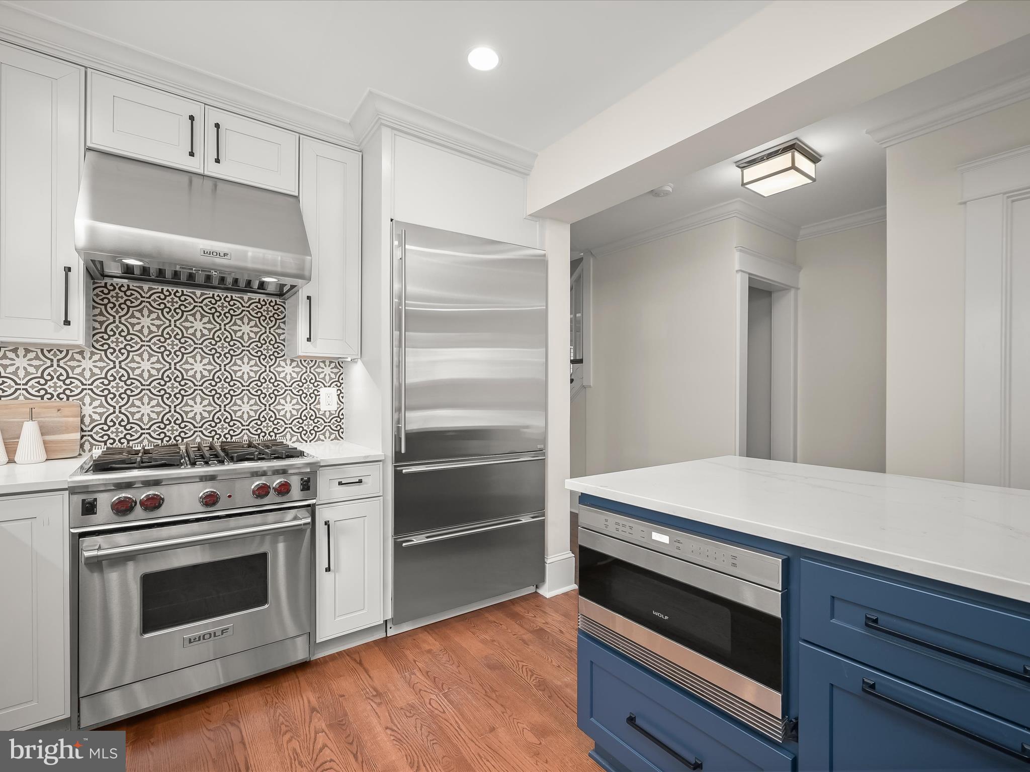 3118 17th Street North Arlington, VA 22201 - Photo 21 of 96 a kitchen with a stove and a refrigerator